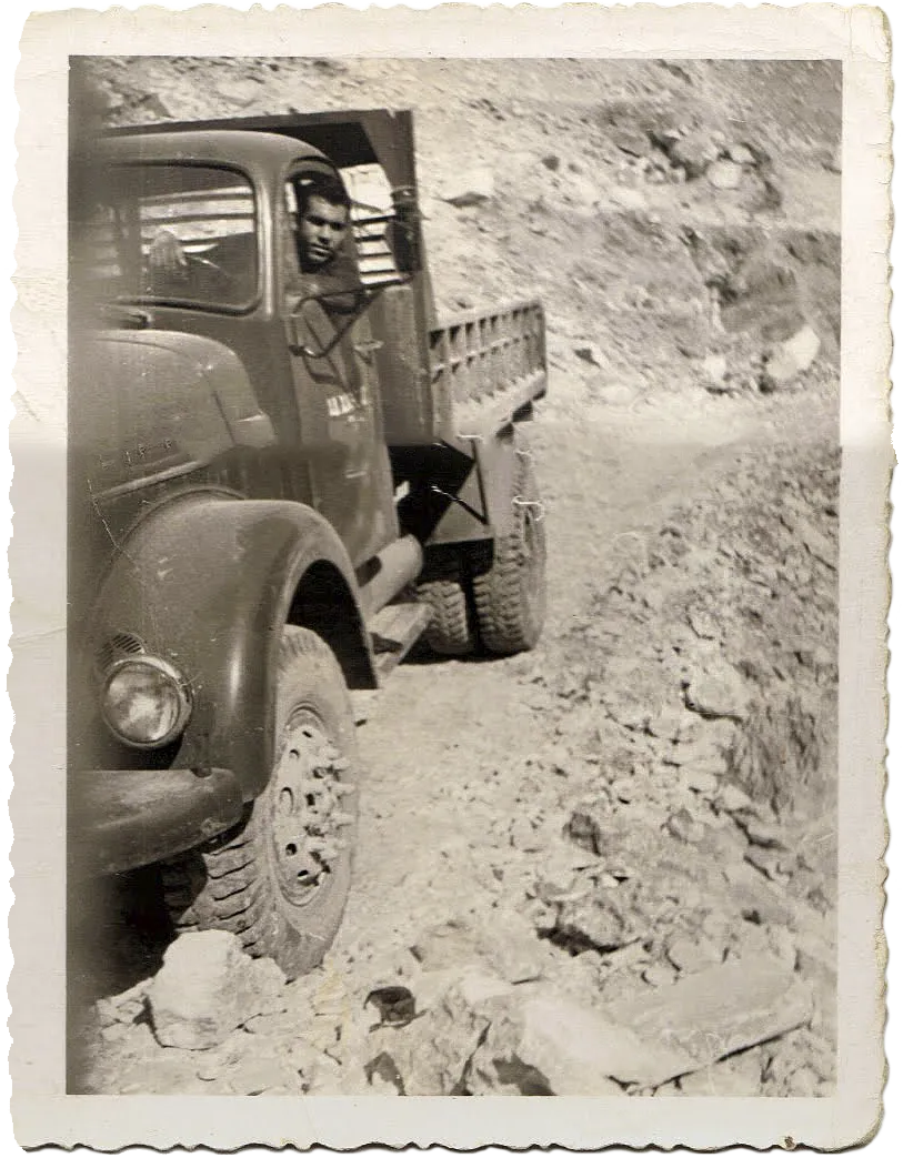 παλιά λατομεία μαρμάρων Αρβανιτέλλης 2